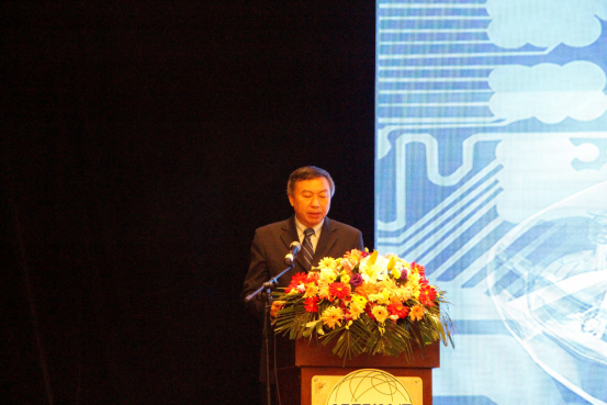 天津大学党委常务副书记舒歌群教授致欢迎词 天津大学党委常务副书记舒歌群教授致欢迎词